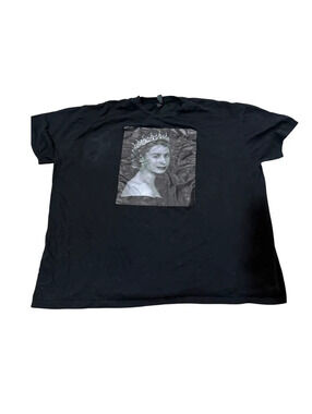 Queen Elizabeth T shirt